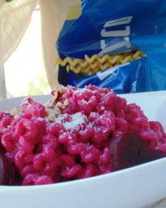 Паста со свекольным песто