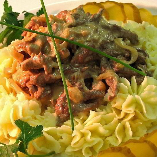 Рецепт бефстроганова с огурцами