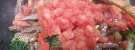 говядина с помидорами и китайской лапшой. Шаг 5