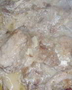 Кролик с розмарином в сметане