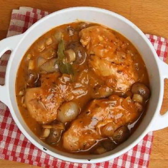 Рецепт куриной грудки тушеной в пряном имбирном соусе