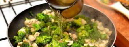 курица с брокколи и грибами. Шаг 10