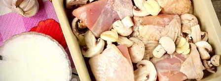 курица с шампиньонами и чесноком в сметане. Шаг 4