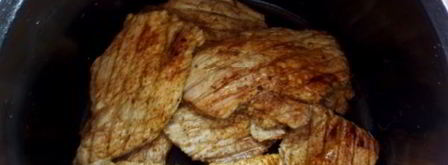 отбивные с луком и томатами в мультиварке. Шаг 7