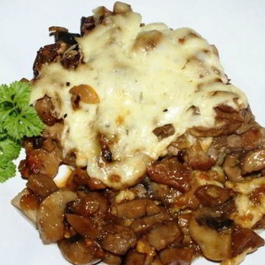 Рецепт свинины с грибами под хрустящей корочкой