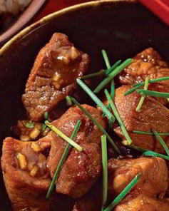 Свинина тушеная