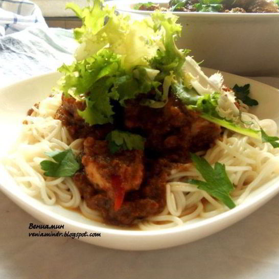 Рецепт свинины в кисло-пряном соусе из ревеня