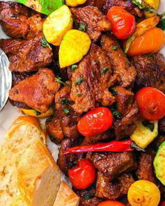 Свинина в красном вине