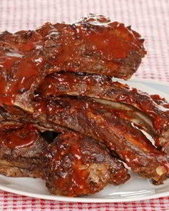 Тушеные говяжьи ребра в томатном соусе