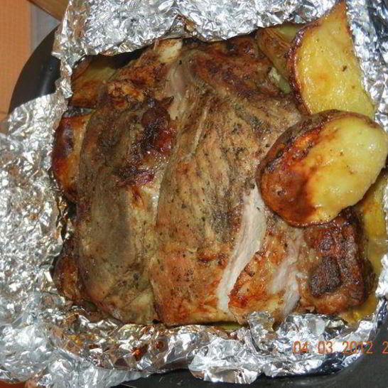 Рецепт запеченной свиной лопатки с картофелем