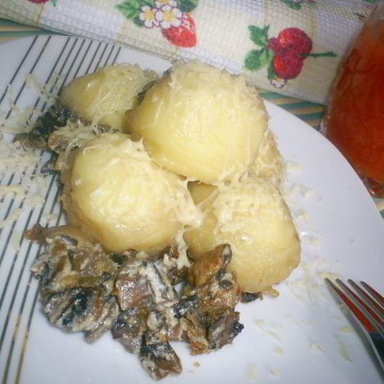 Рецепт ньокков, тушенных в сливочно-грибном соусе