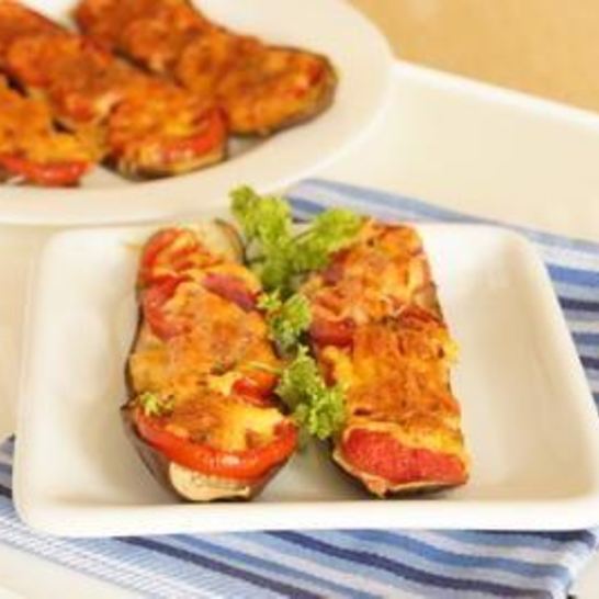 Рецепт баклажанов с помидорами сыром и специями в духовке