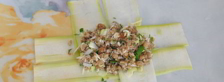 фаршированные конвертики из кабачков. Шаг 7