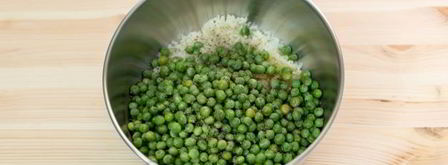 кус-кус с зеленым горошком и жареным луком. Шаг 8