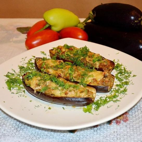 Рецепт лодочек из баклажанов в духовке с фаршем