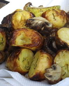 Молодой картофель в маринаде на мангале