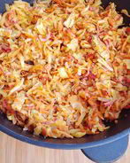 Острая тушеная капуста с мясом