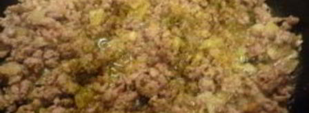 тушеная капуста со свининой и картошкой. Шаг 3