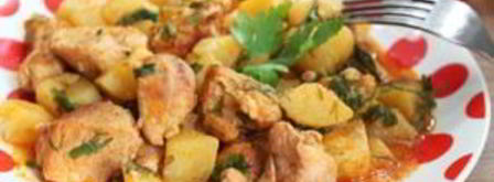 тушеная картошка со свининой на сковороде. Шаг 7