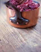 Тушеная красная капуста со специями