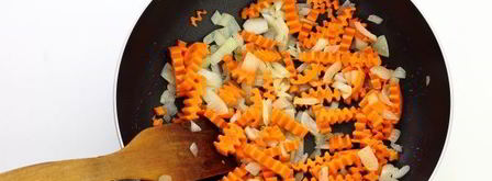 тушеные кабачки с морковью и луком. Шаг 6