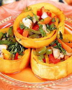 Запеченные кабачки с овощной смесью