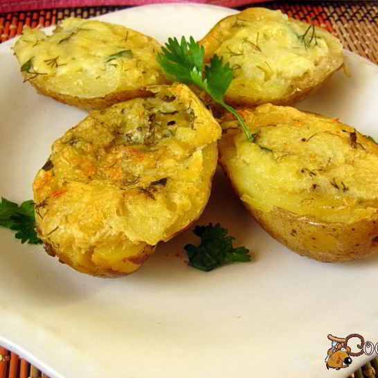 Рецепт запеченого картофеля, фаршированного сыром и зеленью