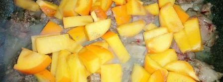 куриная печень с хурмой. Шаг 9