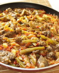 Куриная печень с овощами в кисло-сладком соусе