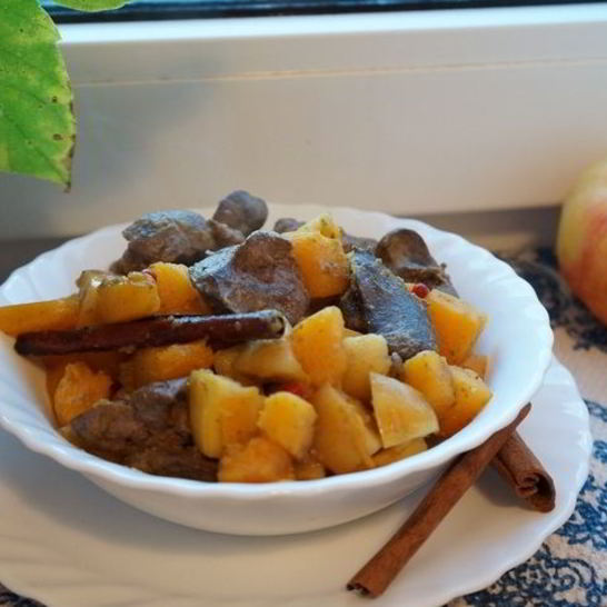 Рецепт куриной печени с тыквой и яблоками