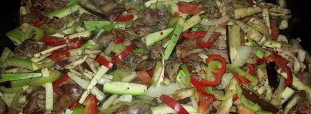 куриная печень, запеченная с овощами. Шаг 5