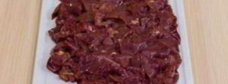 куриная печень, жаренная с грибами и гречкой. Шаг 3