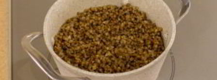 куриная печень, жаренная с грибами и гречкой. Шаг 8