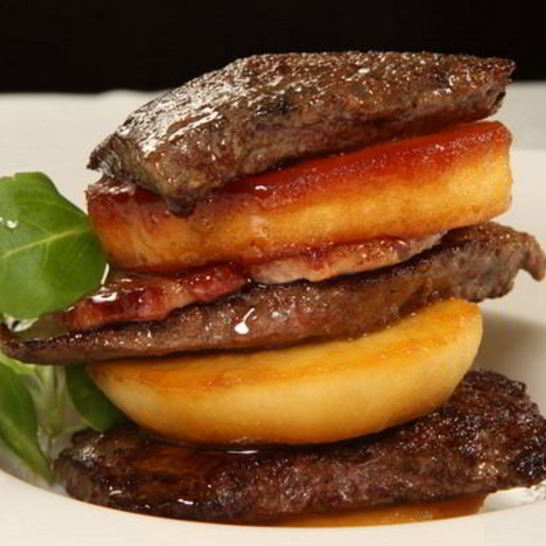 Рецепт нежной телячьей печени с яблоками