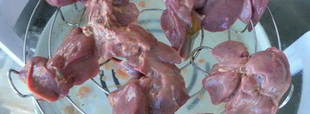 печень-гриль с инжирно-малиновым соусом. Шаг 2