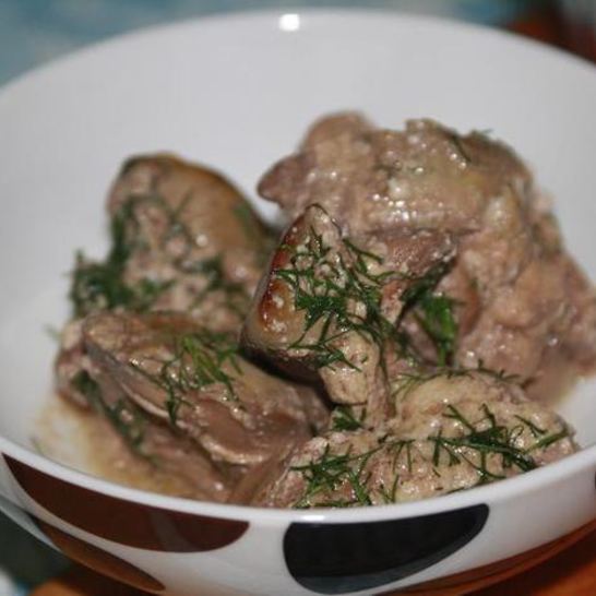 Рецепт печени куриной в сметанном соусе