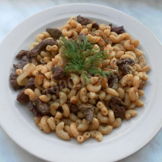 Рецепт печени с макаронами и луком