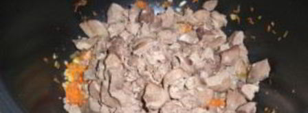 печень с овощами в мультиварке. Шаг 3