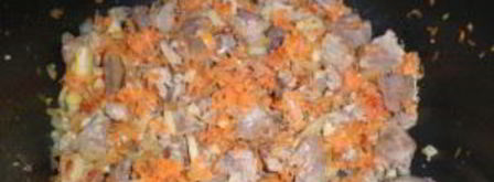 печень с овощами в мультиварке. Шаг 4