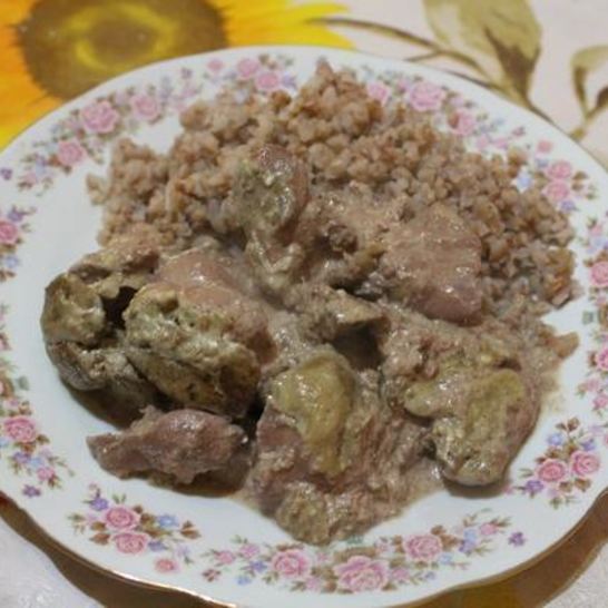 Рецепт печени в сливочном соусе