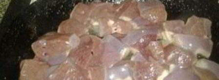 свиная печень в сметане. Шаг 4