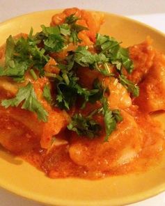 Пельмени тушеные с соусом в мультиварке