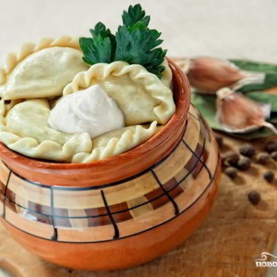 Рецепт пельменей в горшочках с грибами