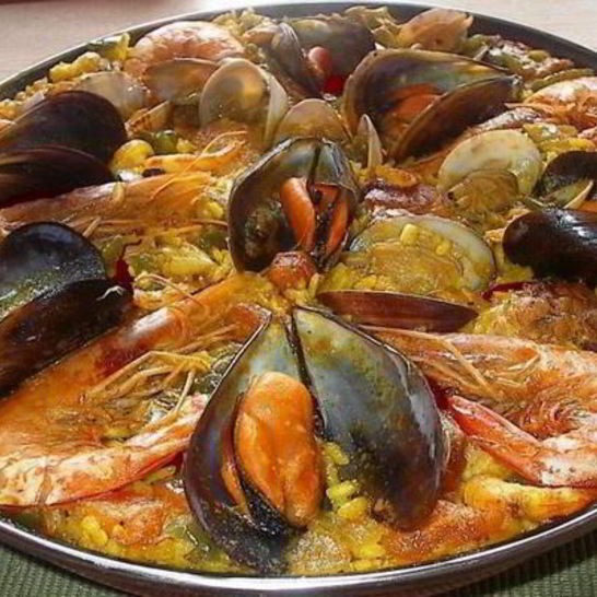 Рецепт домашней паэльи с мидиями и креветками