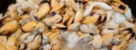 паэлья с курицей и морепродуктами. Шаг 4