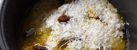 сладкий плов в мультиварке с сухофруктами, изюмом. Шаг 6