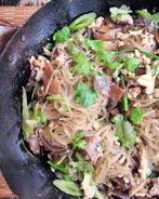 Прозрачная лапша с курицей