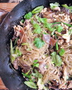 Прозрачная лапша с курицей