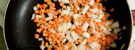 грибное рагу с яйцом пашот и крутонами. Шаг 3