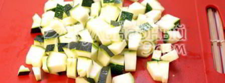 овощное рагу с кабачками цукини. Шаг 2